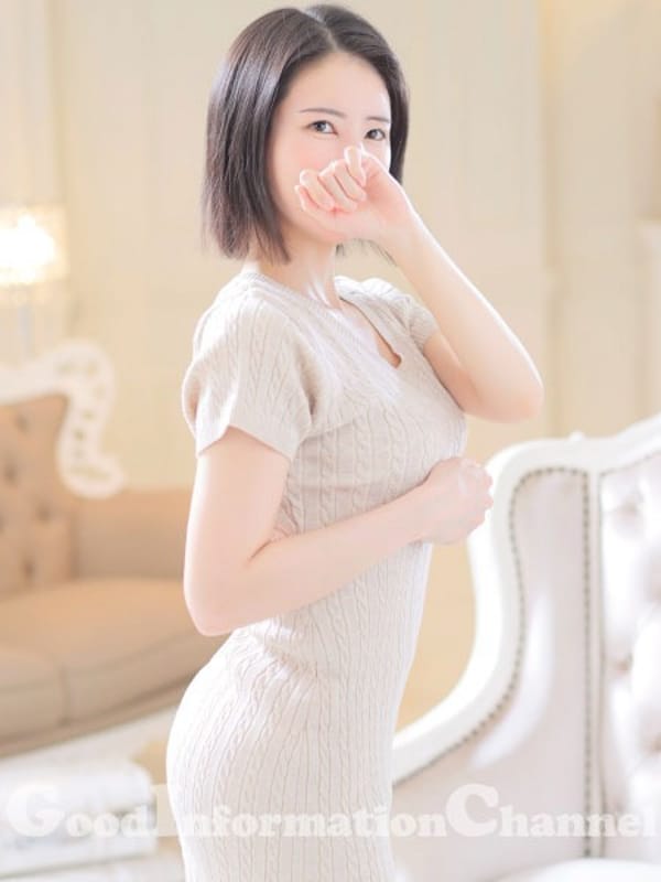 NANASE EMI