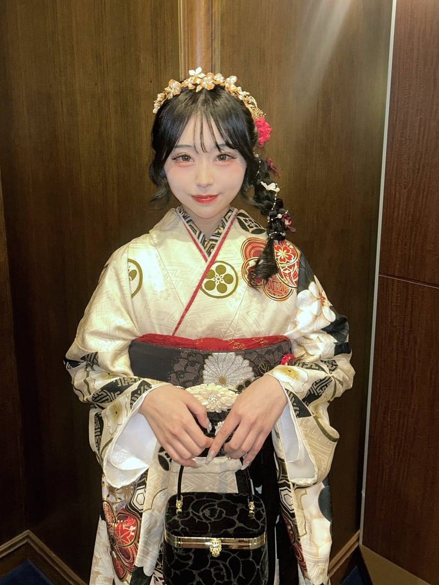 Sakura Huziwara