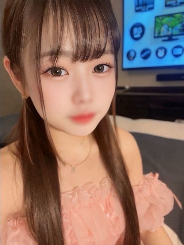 YURINA