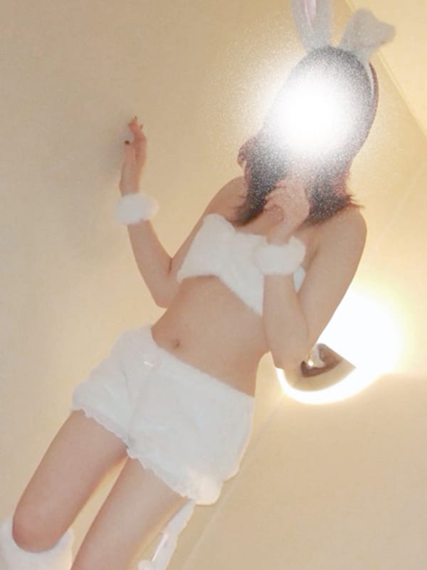 くいな†未経験のおっとり細身美女