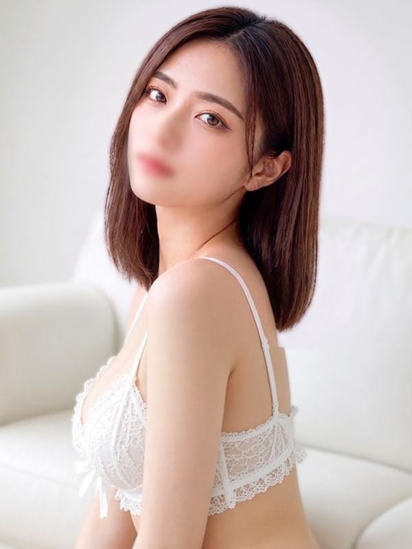 安達 ゆあん