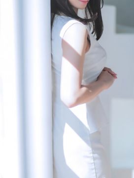 愛彩(あおい)|グランドオペラ横浜で評判の女の子