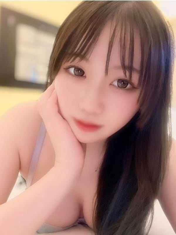 みいさ【18才♪いちゃらぶ美巨乳E乳】