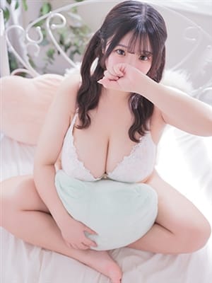 [YUU]Petite and busty active student