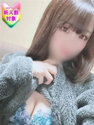 [UMI]Petite with beautiful, huge G-cup breasts.