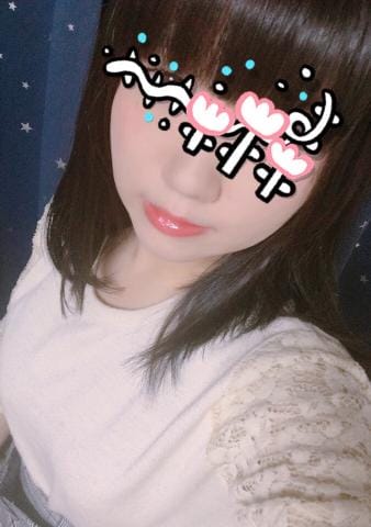 「出勤しました(´ω`)」04/13(金) 20:51 | ひなたの写メ・風俗動画