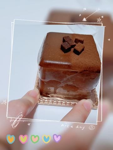 「吸血鬼すぐ■ぬやば！…ケーキも」03/29(水) 23:21 | 美久の写メ日記