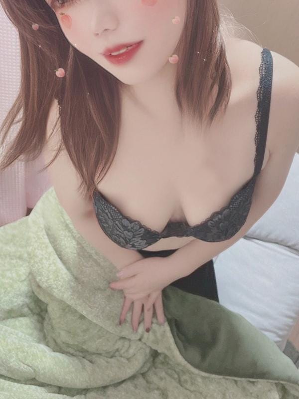 「こんばんは♡」05/30(火) 21:15 | いろはの写メ