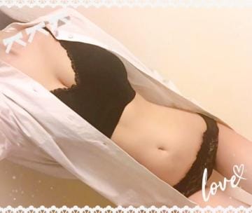 「シャツ」06/04(日) 12:20 | まふゆベロニカの写メ日記