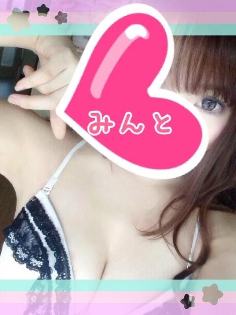 「素晴らしく良い天気٩(ˊᗜˋ*)و」07/21(土) 16:03 | みんとの写メ・風俗動画