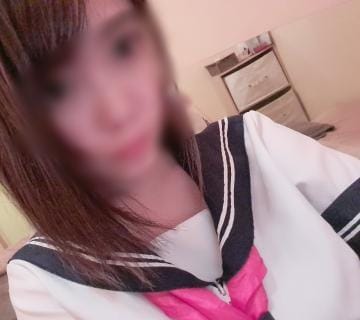 「下校」10/04(水) 00:16 | ちなつ◆天然パイパン美少女◆の写メ