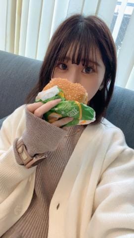 「出勤しました〜」12/01(金) 11:23 | 君野このみの写メ