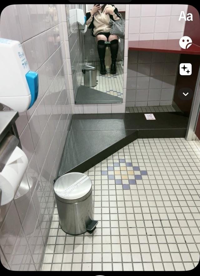 「トイレに鏡があると…」04/17(水) 12:52 | りお【ぽっちゃり】の写メ日記
