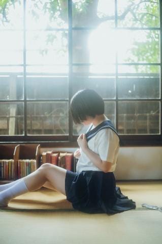 「♡ﾗﾌﾞ睡眠♡」04/23(火) 09:20 | えま☆超美巨乳キス好きエロ愛嬌♪の写メ日記