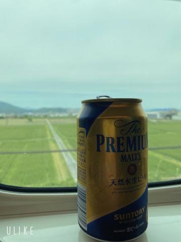 「新幹線に乗った時はやはりおビールだよね」04/26(金) 11:55 | すずの写メ日記