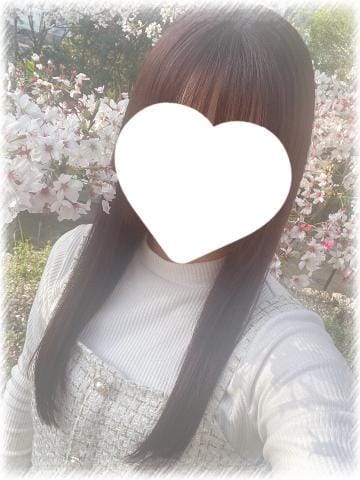 「」04/27(土) 11:06 | ゆり☆純潔ふんわり癒し系美少女の写メ日記