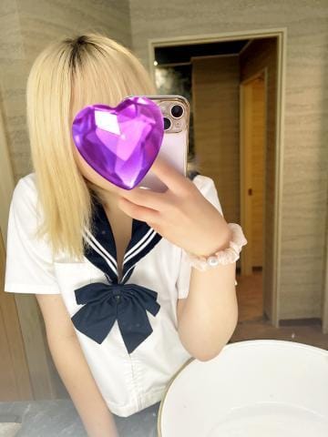 「セーラー服♡」08/14(水) 14:36 | ななの写メ日記