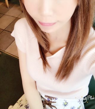 愛咲 じゅな