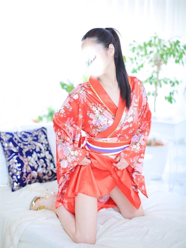 HITOMI 