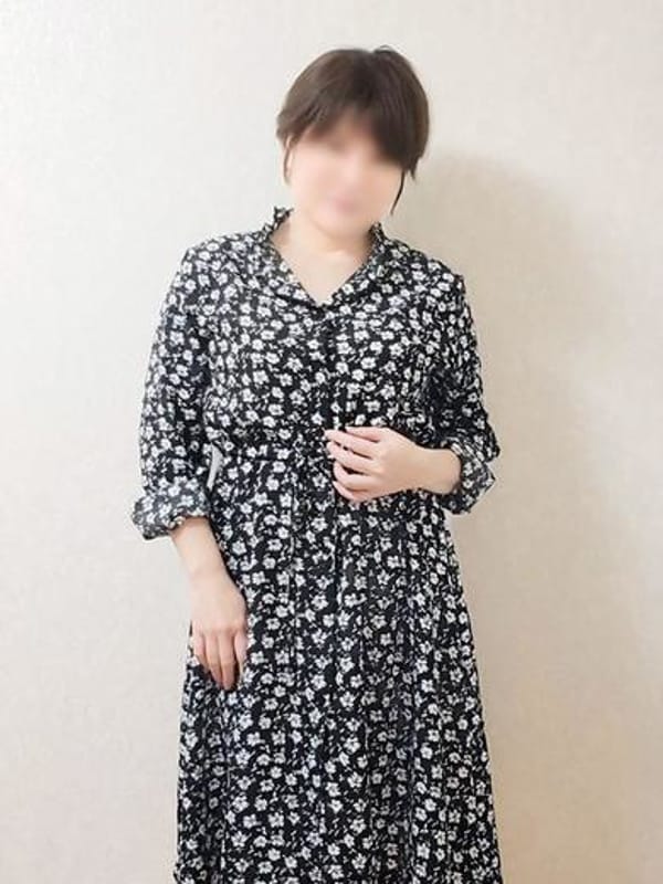 山下 なな