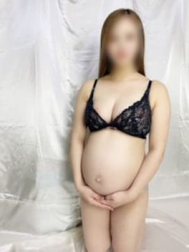 まお（妊婦）|妊婦・母乳専門店 ミルクランドで評判の女の子