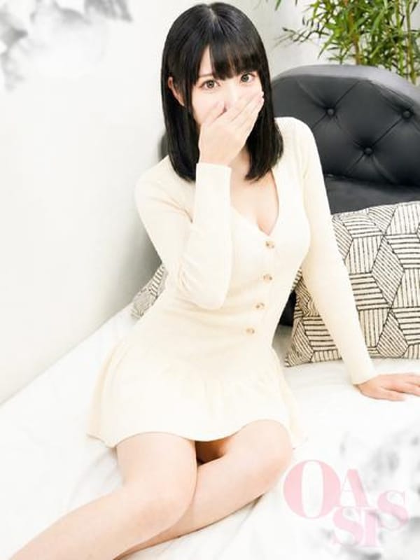 篠塚　ゆい